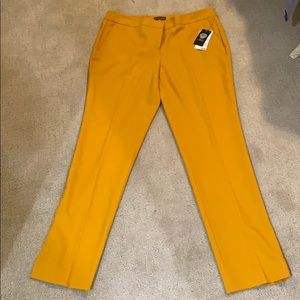 NWT Vince Camuto Ponte Ankle Pant Mustard (Size 6)